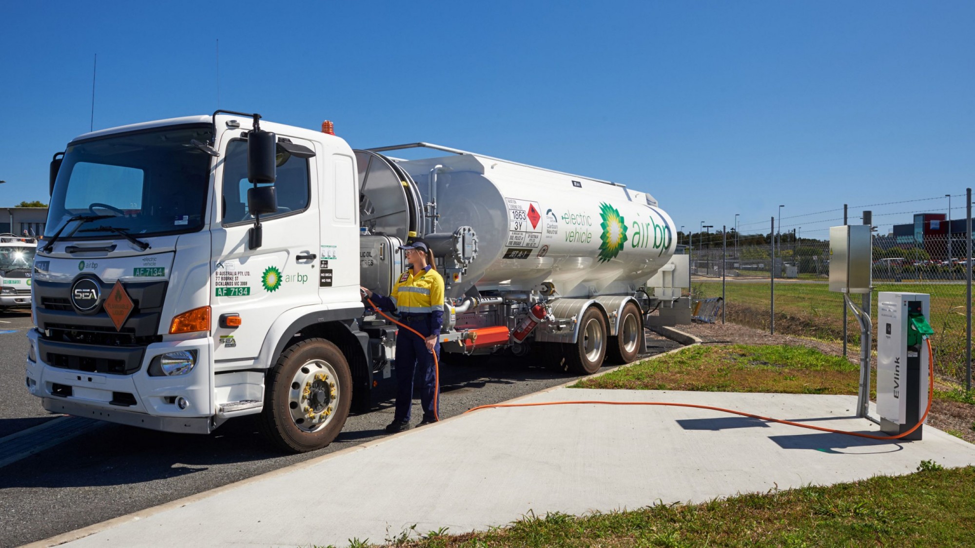 introducing-bp-s-new-all-electric-fuel-tanker-convenience-world-magazine